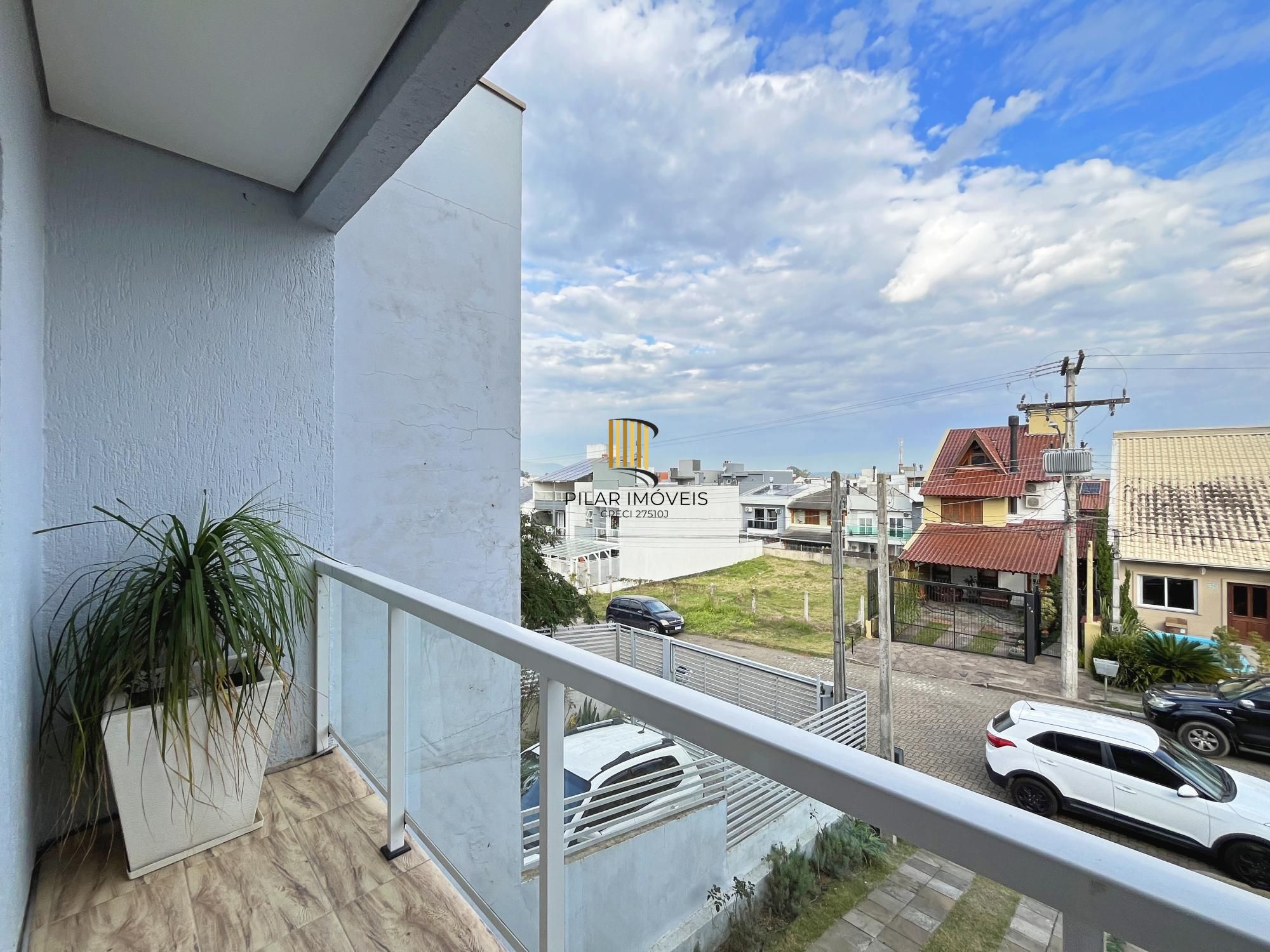Casa 4 dormitórios no bairro Hípica