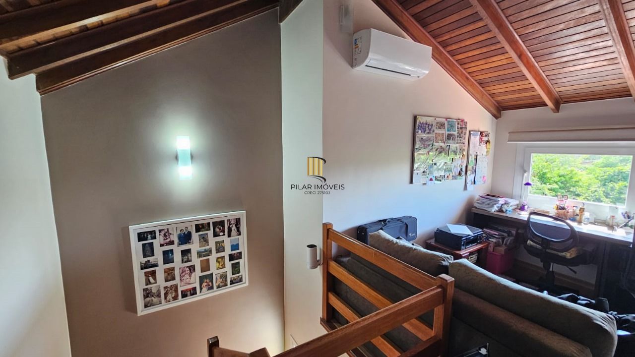 Casa de Condomínio 2 dormitórios no bairro Aberta dos Morros