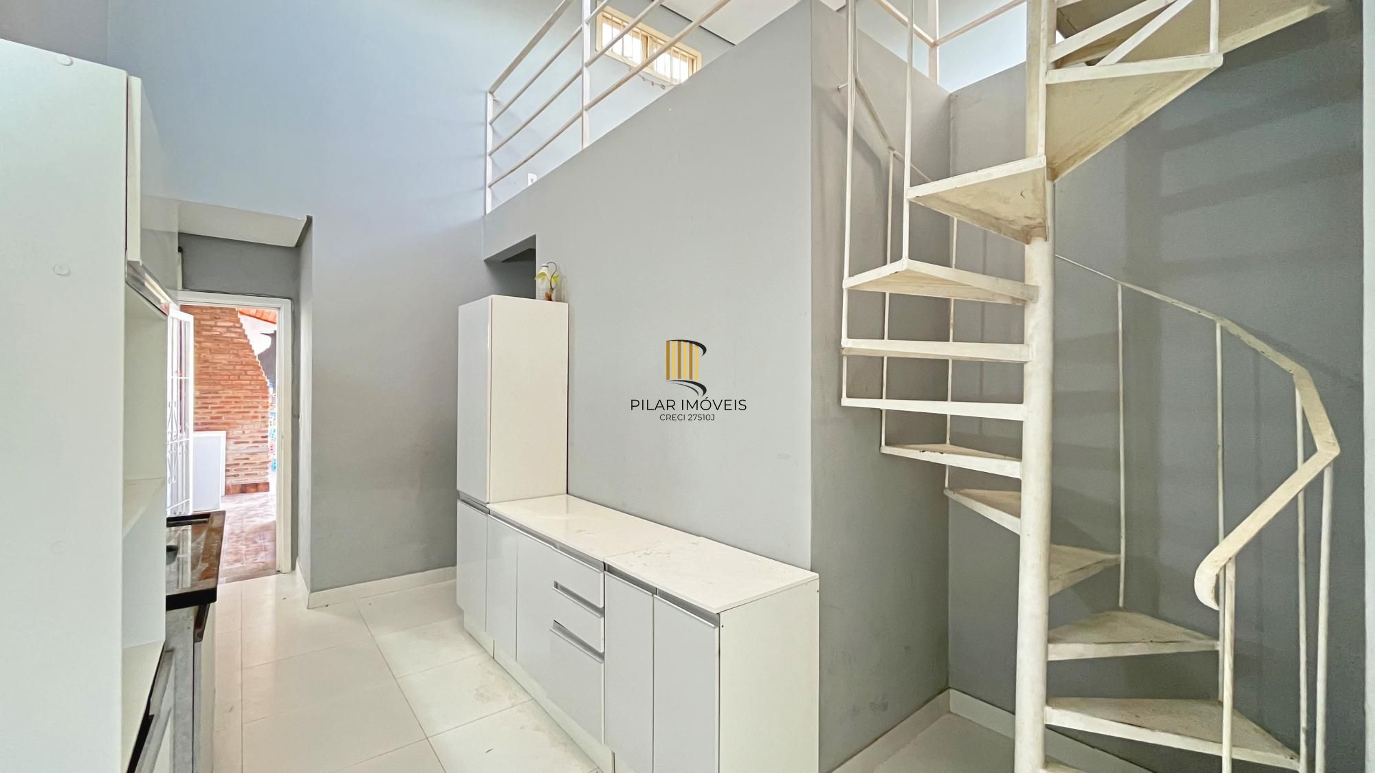 Casa para Venda - 70m², 2 dormitórios, 2 vagas - Hípica