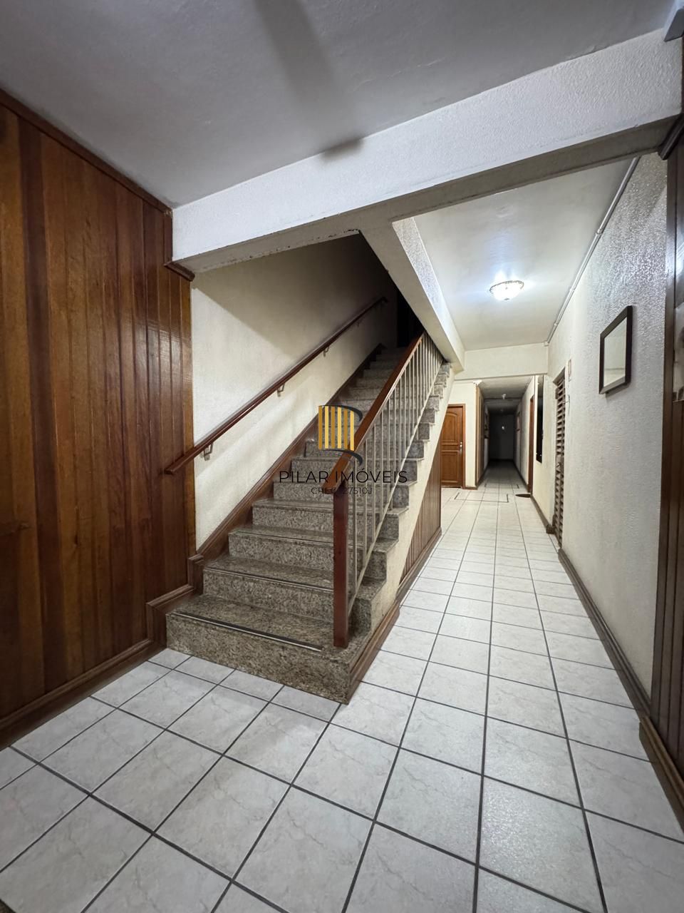 Em frente ao estádio beira Rio, apartamento 2 D , com 79m²,semi mobiliado.