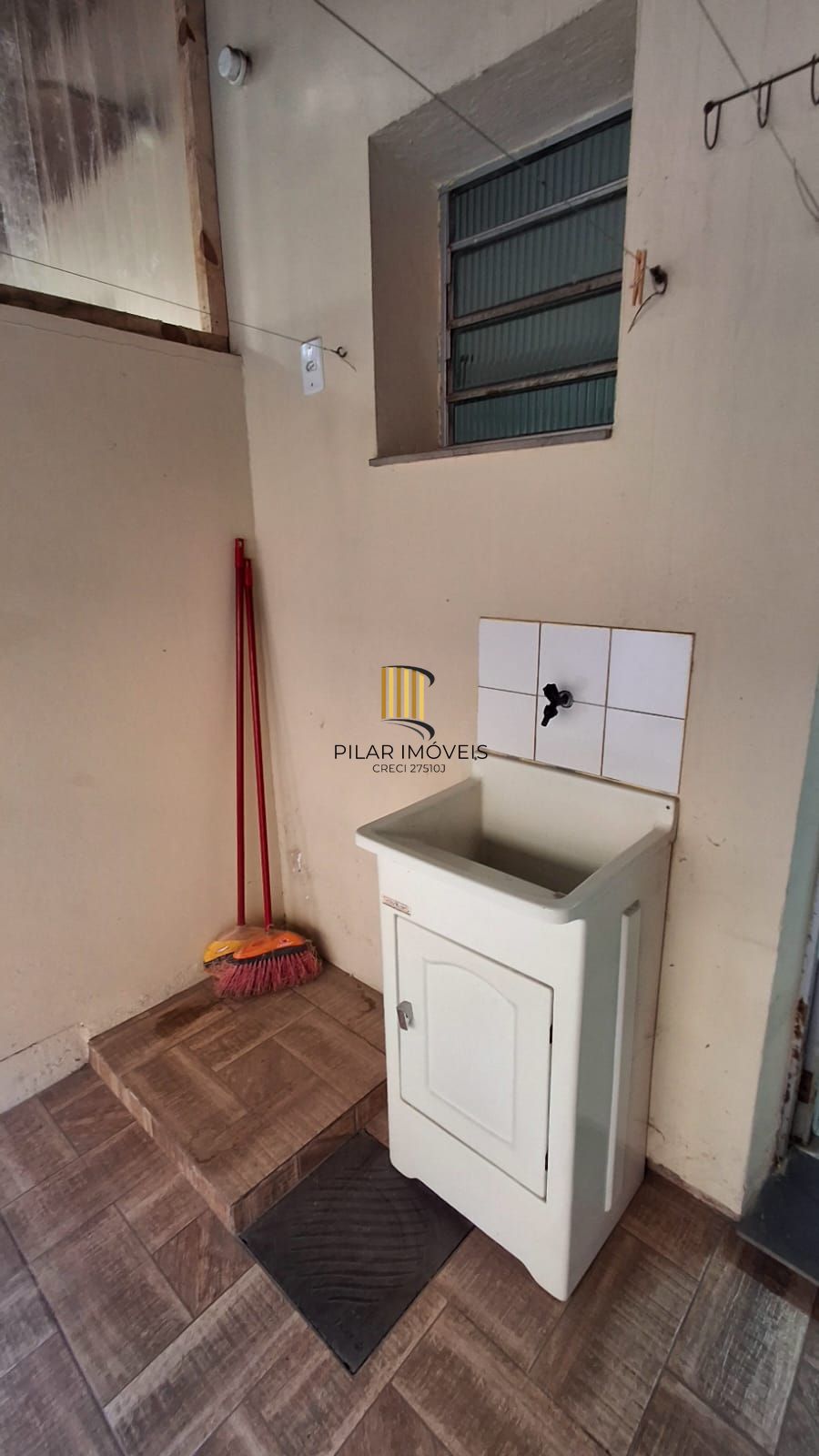 Casa de Condomínio 2 dormitórios no bairro Hípica