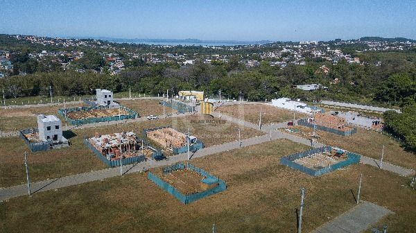 Terreno em Porto Alegre, no bairro Campo Novo, à venda.