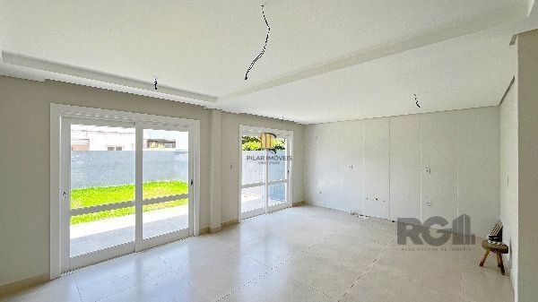 Casa de Condomínio 3 dormitórios no bairro Hípica