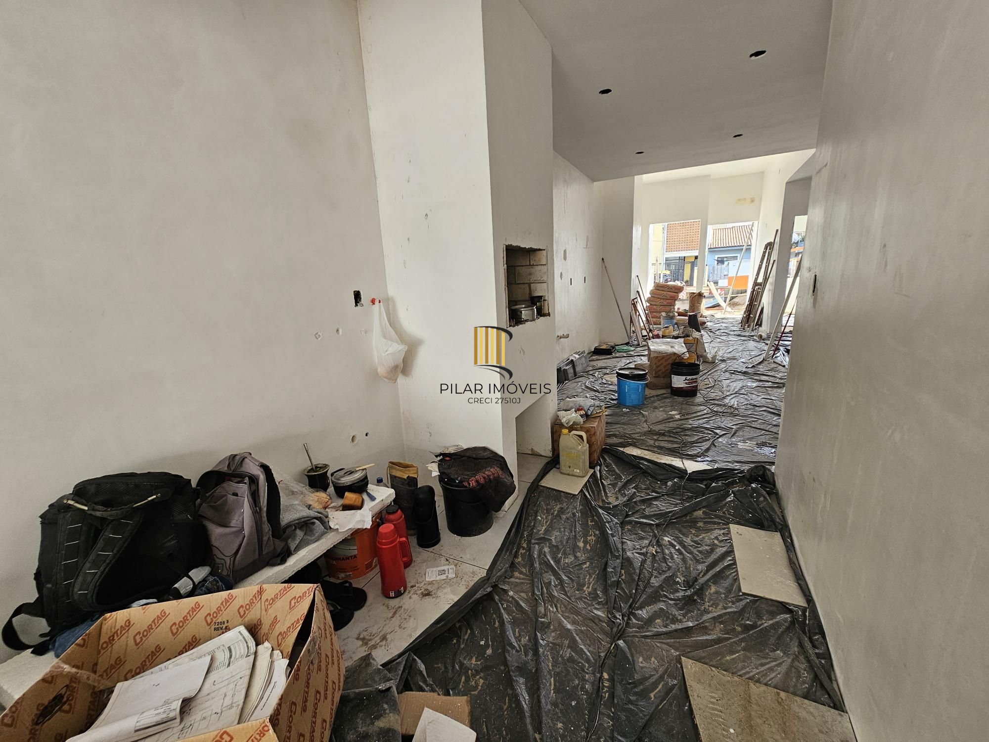 Casa térrea 3 dormitórios bairro Hípica