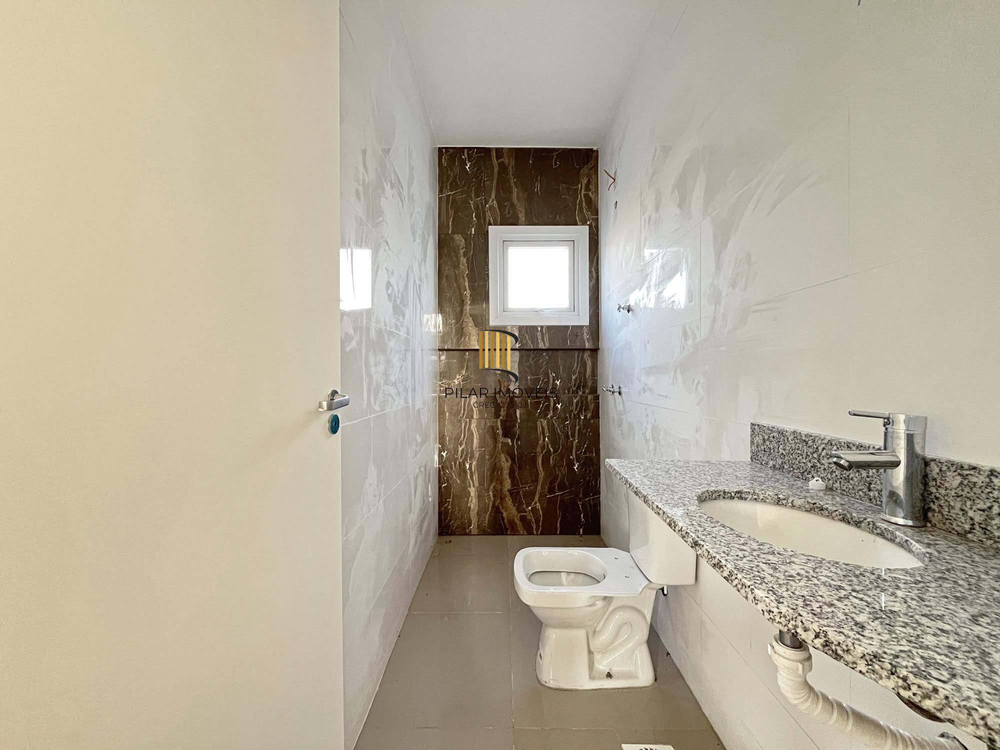 Casa de Condomínio 2 dormitórios no bairro Aberta dos Morros
