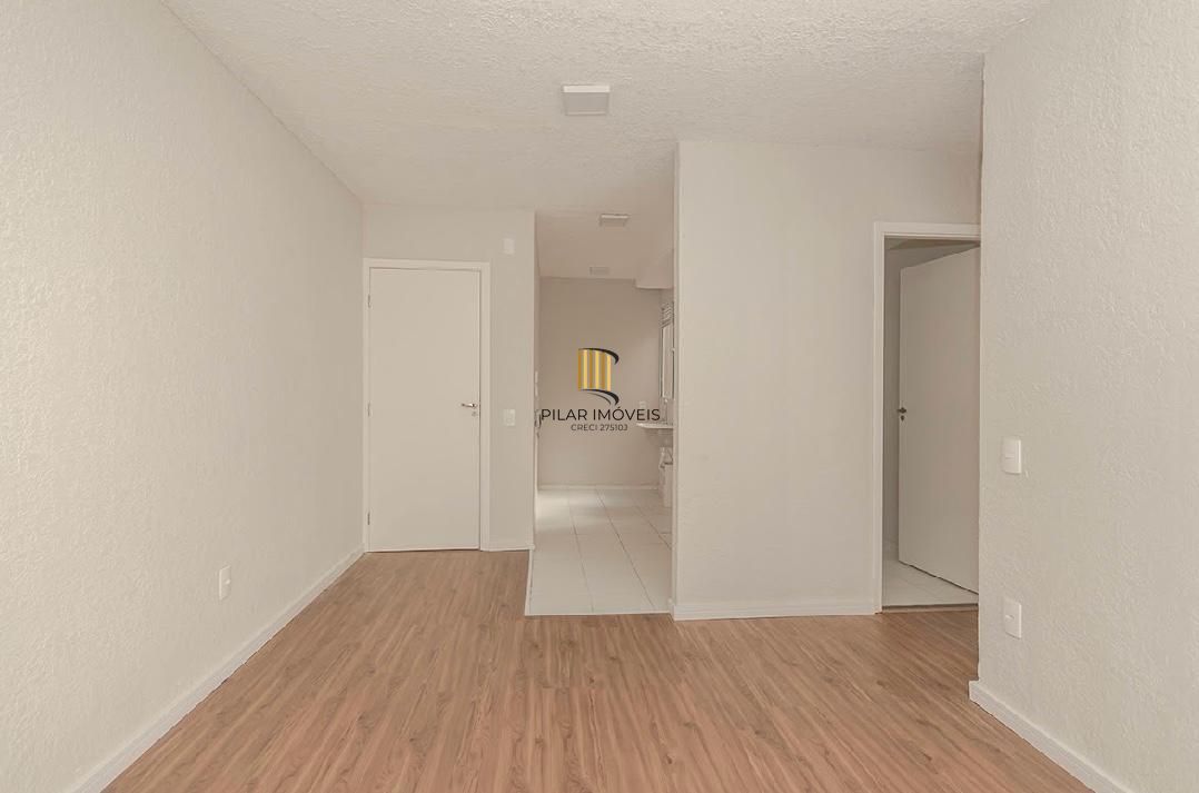 Ótimo apto térreo com 2 dormitórios com vaga de estacionamento