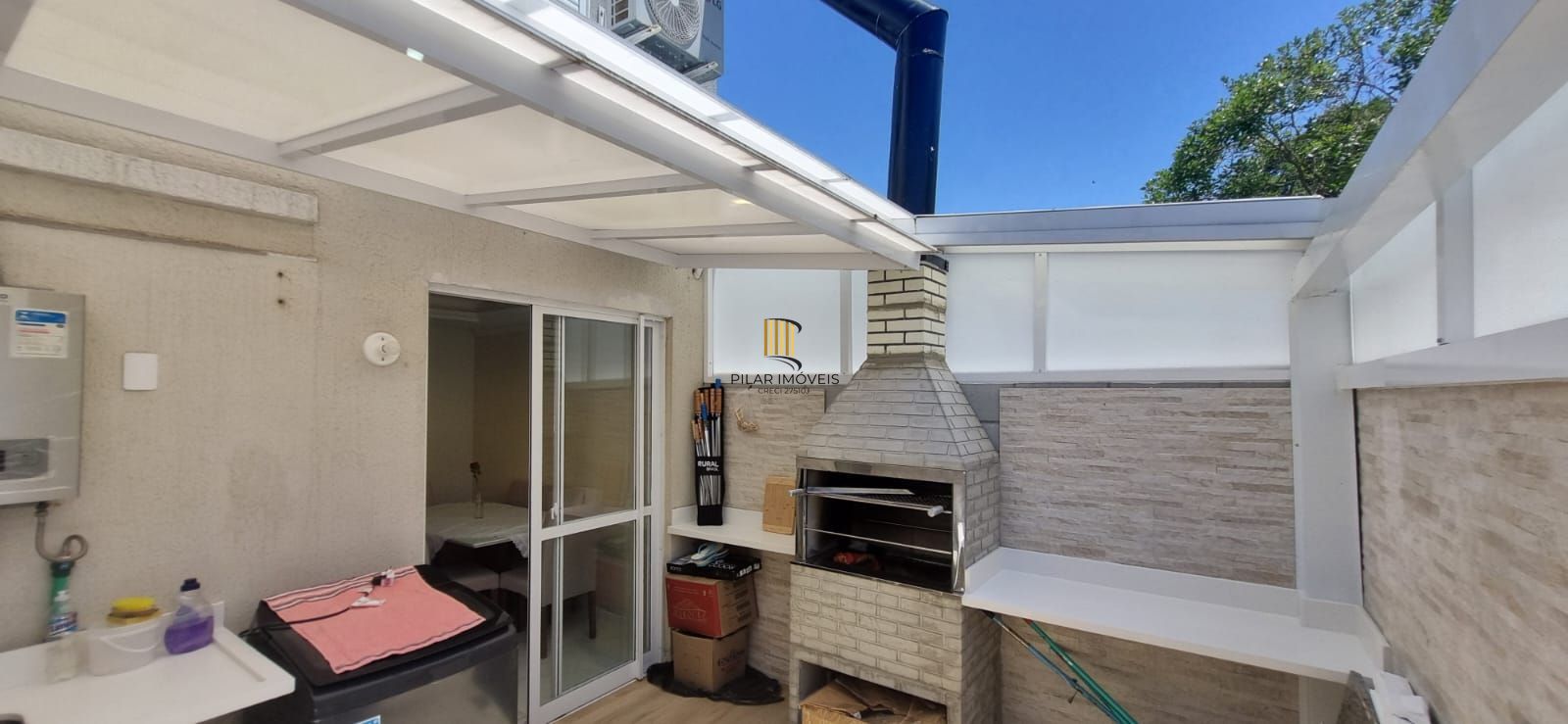 Ótimo sobrado em condomínio fechado com 2 dormitórios á venda bairro Vila Nova