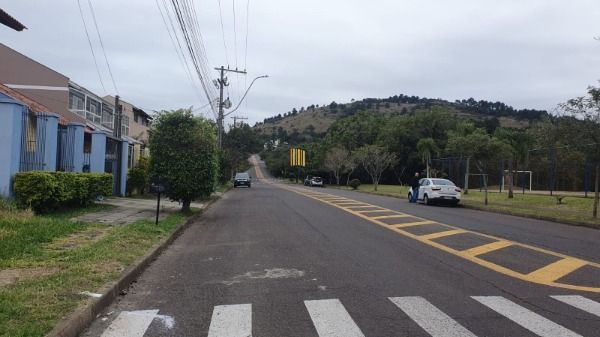 Terreno em Porto Alegre, no bairro Espírito Santo, à venda.