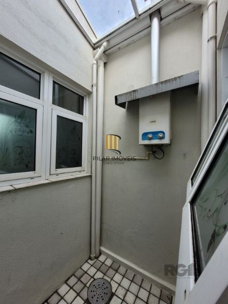 Casa Condominio em Porto Alegre, no bairro Hípica, com 3 dormitório(s), e 3 banheiros, à venda.