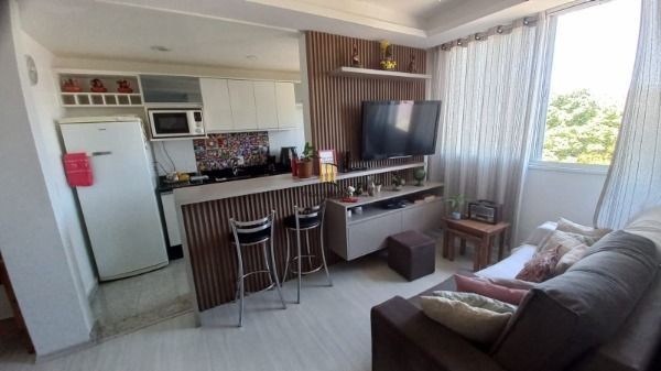 Apartamento em Porto Alegre, no bairro Cavalhada, com 2 dormitório(s), e 2 banheiros, à venda.