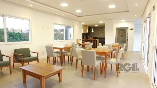 Casa Condominio em Porto Alegre, no bairro Ipanema, com 3 dormitório(s), à venda.