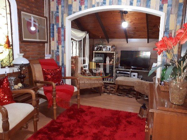 Sítio para Venda - 364m², 3 dormitórios, sendo 1 suites, 2 vagas - São Caetano
