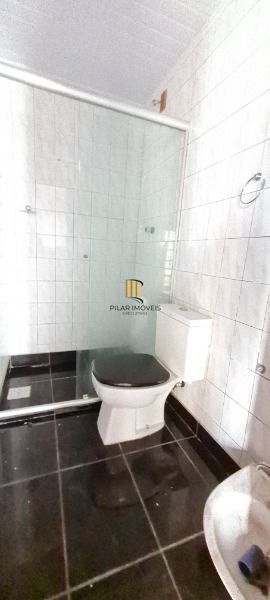 Casa 2 dormitórios no bairro Hípica