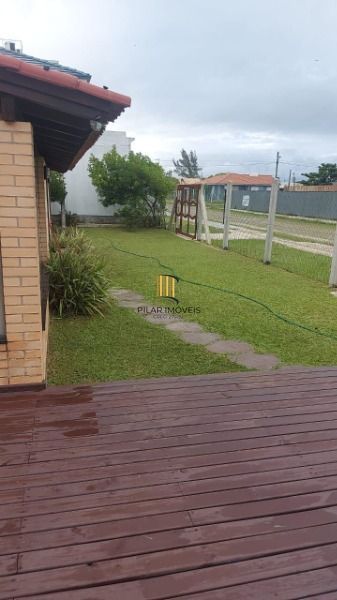 Casa 5 dormitórios no bairro Zona Norte
