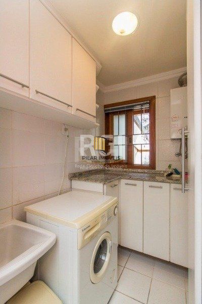 Casa 3 dormitórios no bairro Aberta dos Morros