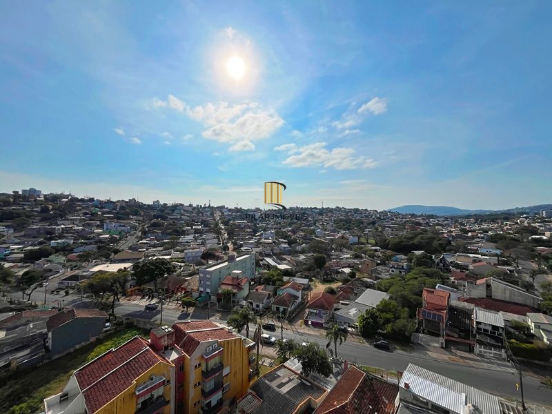 Apartamento 2 dormitórios, com suíte, churrasqueira, e vaga escriturada.