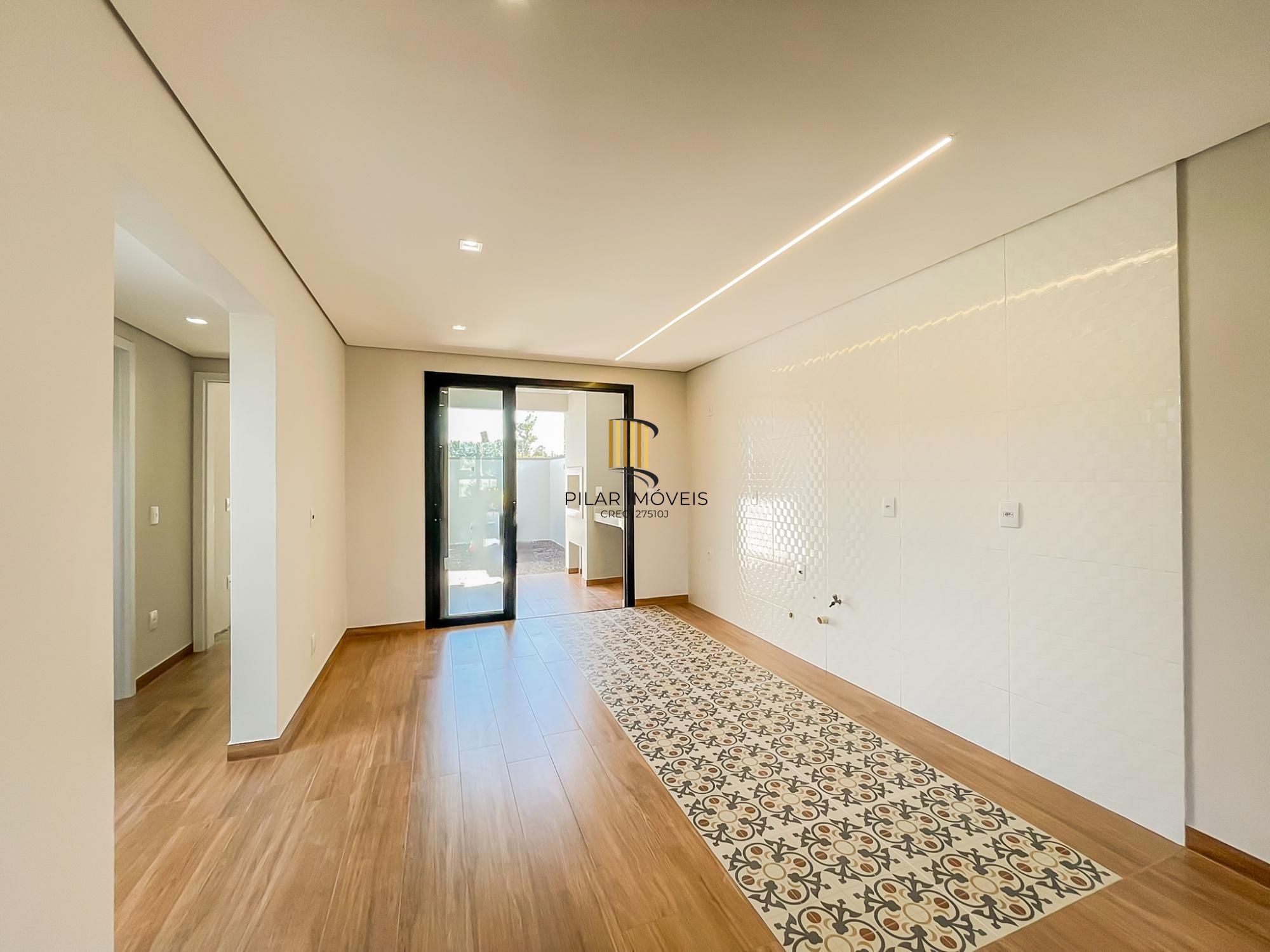 Casa 3 dormitórios no bairro Hípica