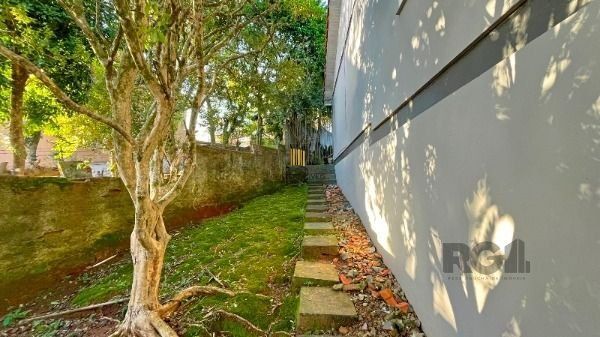 Casa para Venda - 206m², 3 dormitórios, sendo 1 suites, 4 vagas - Ipanema