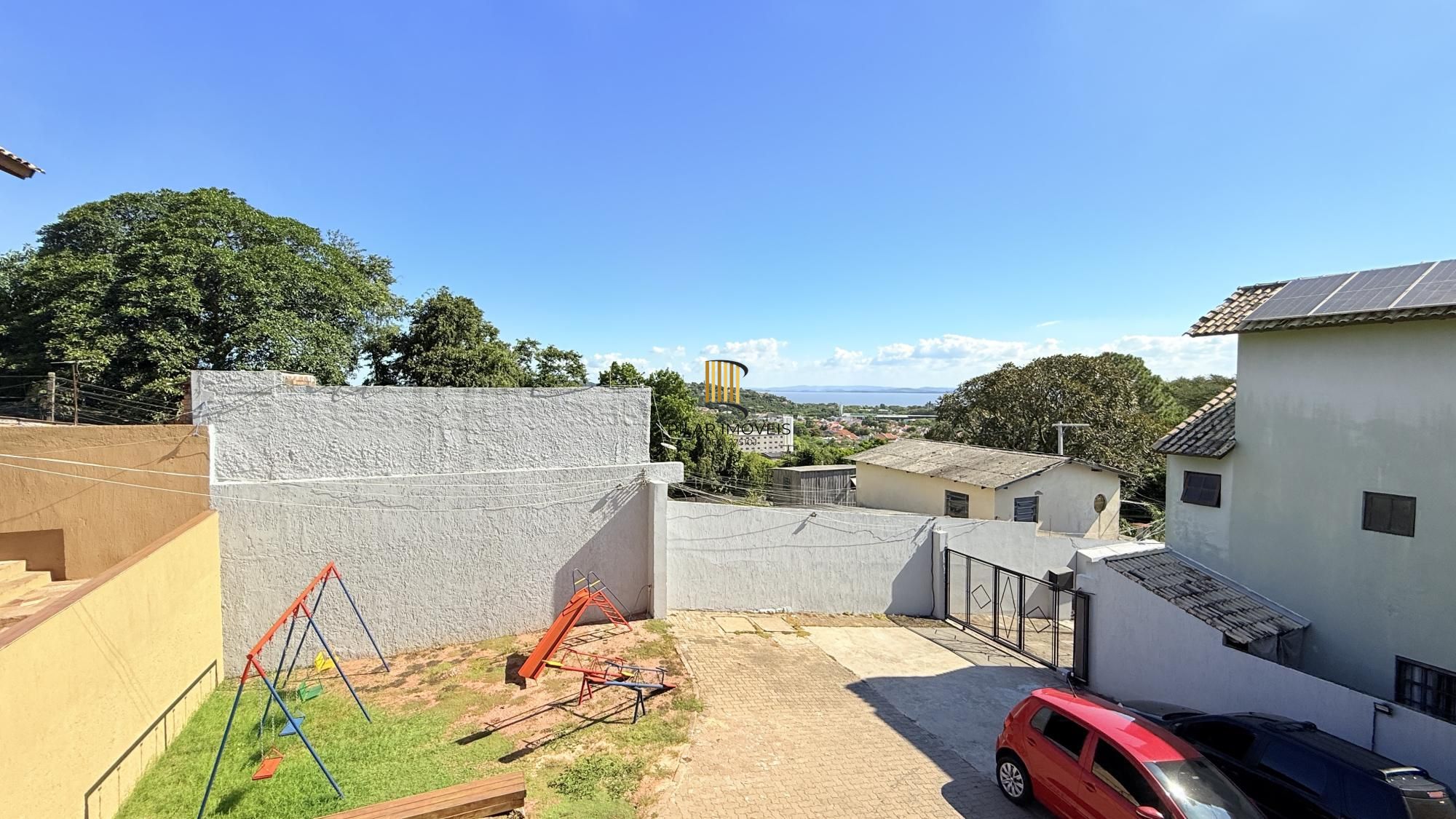 Casa de Condomínio 3 dormitórios no bairro Ipanema