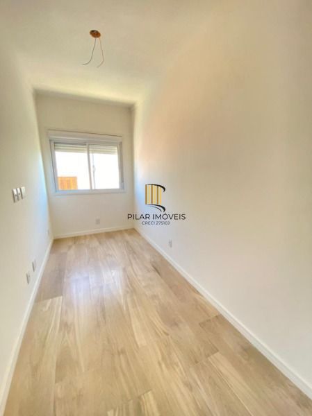 Casa para Venda - 125m², 3 dormitórios, sendo 1 suites, 1 vaga - Guarujá