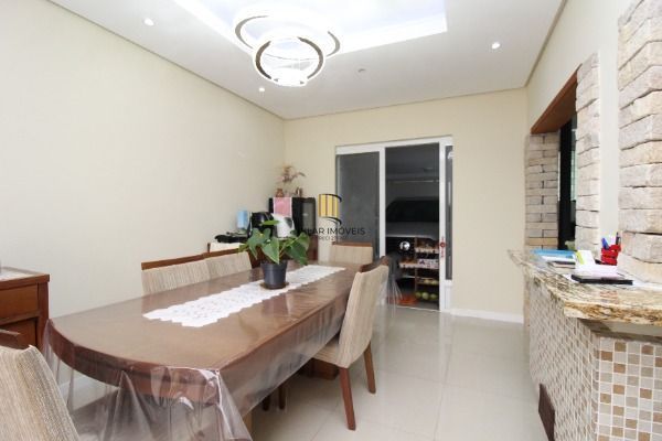 Casa para Venda - 300m², 3 dormitórios, sendo 1 suites, 2 vagas - Ipanema