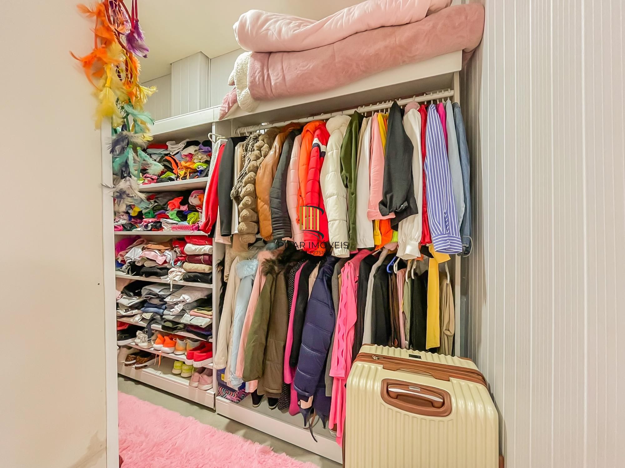 Casa 3 dormitórios no bairro Hípica