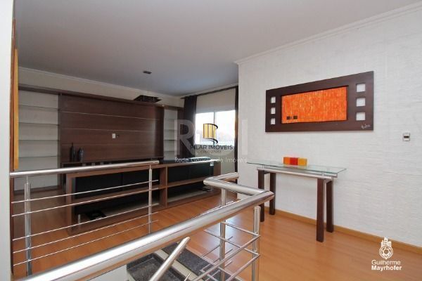 Casa Condominio para Venda - 254.32m², 3 dormitórios, sendo 3 suites, 2 vagas - Pedra Redonda