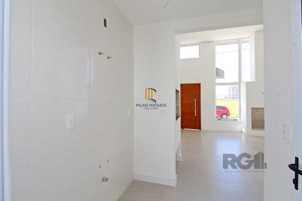 Casa Condominio em Porto Alegre, no bairro Hípica, com 3 dormitório(s), e 3 banheiros, à venda.