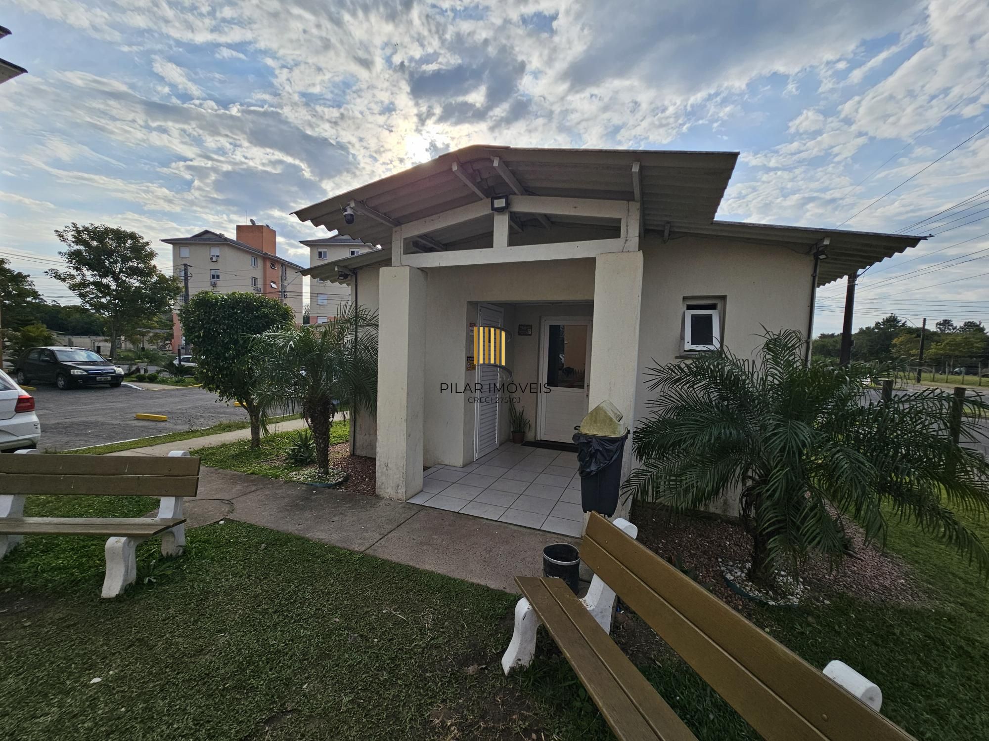 Apartamento 2 dormitórios todo reformado pronto pra morar , zona sul de Porto Alegre!