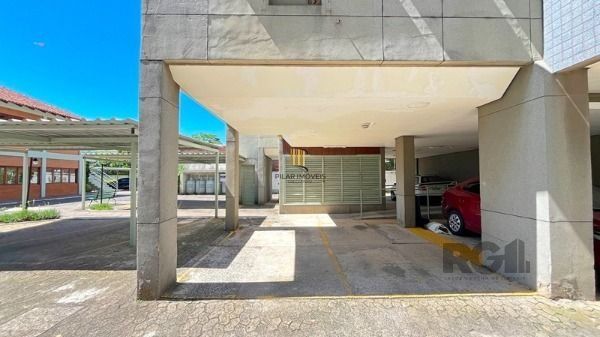 Apartamento 83m² - 3 dormitórios, 1 suíte, sacada e 1 vaga de garagem no bairro Camaquã