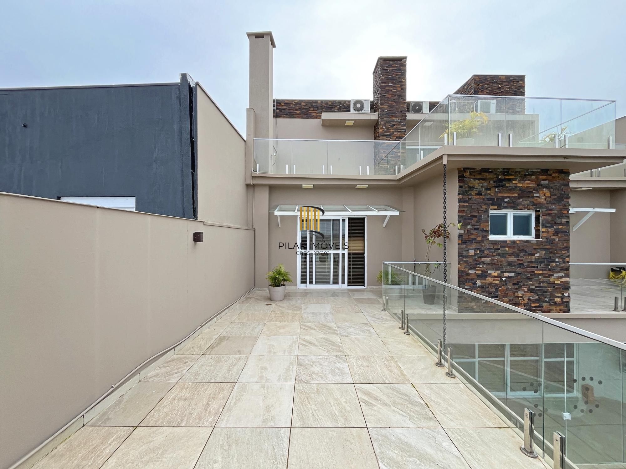 Casa de Condomínio 3 dormitórios no bairro Hípica