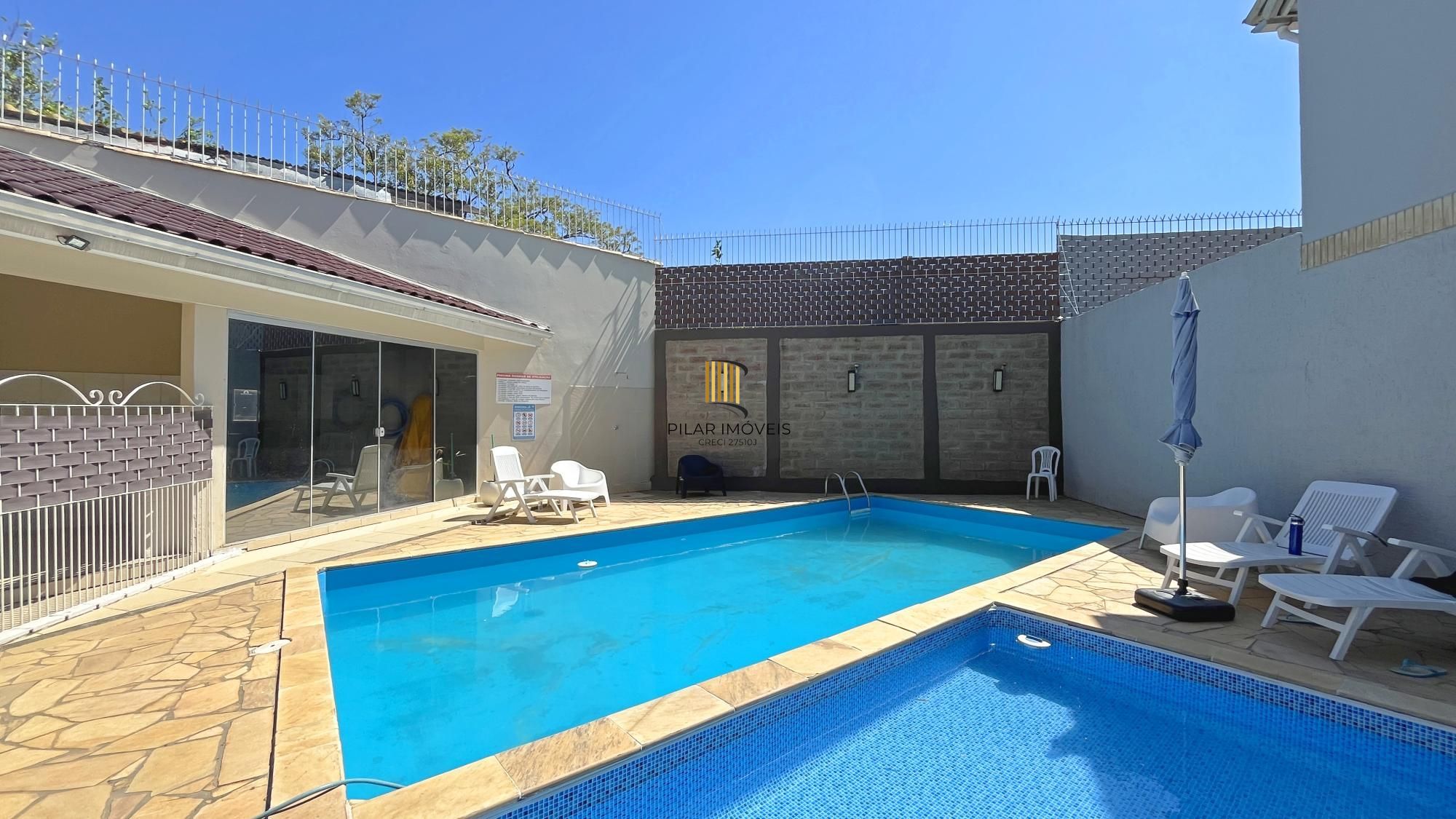 Casa de Condomínio 3 dormitórios no bairro Guarujá