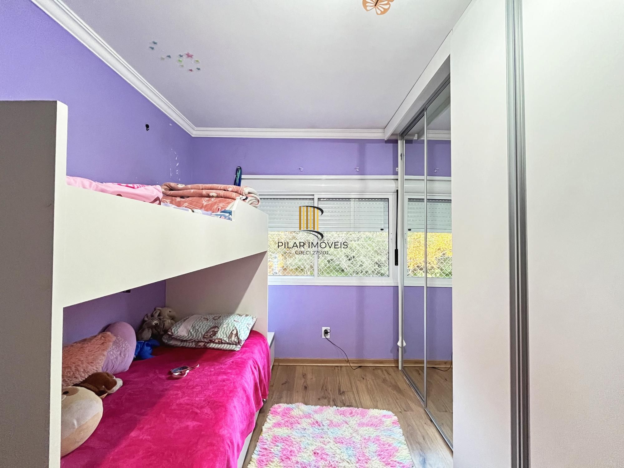 Casa para Venda - 270m², 3 dormitórios, sendo 1 suites, 2 vagas - Guarujá