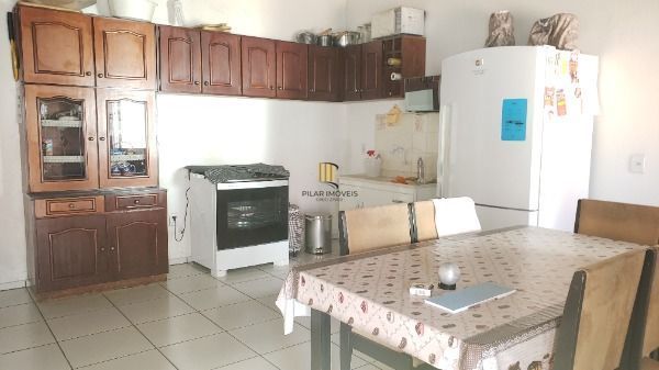Casa para Venda - 110m², 4 dormitórios, Ponta Grossa