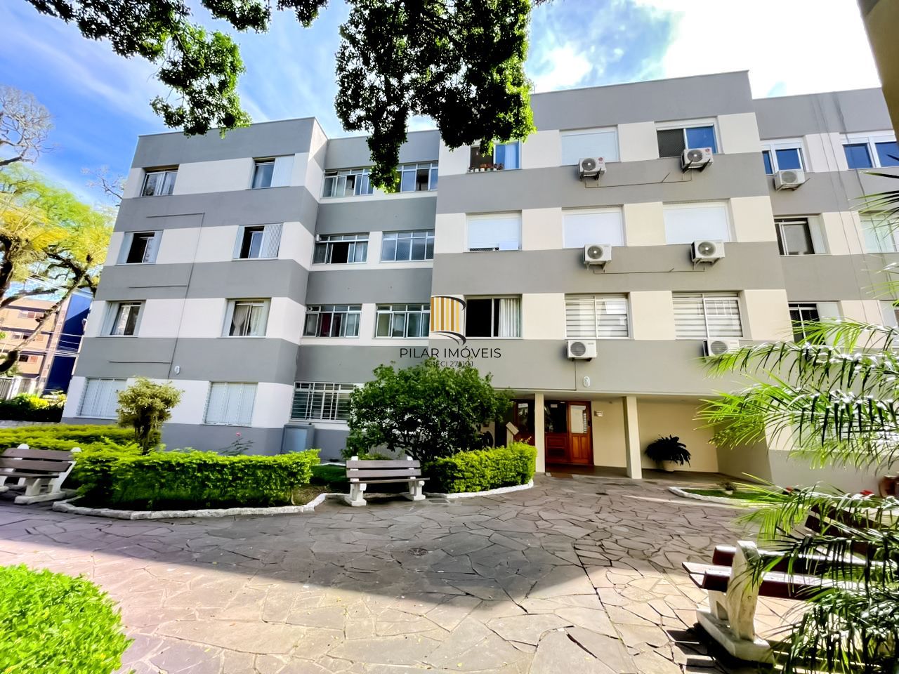 Apartamento 2 dormitórios no bairro Tristeza