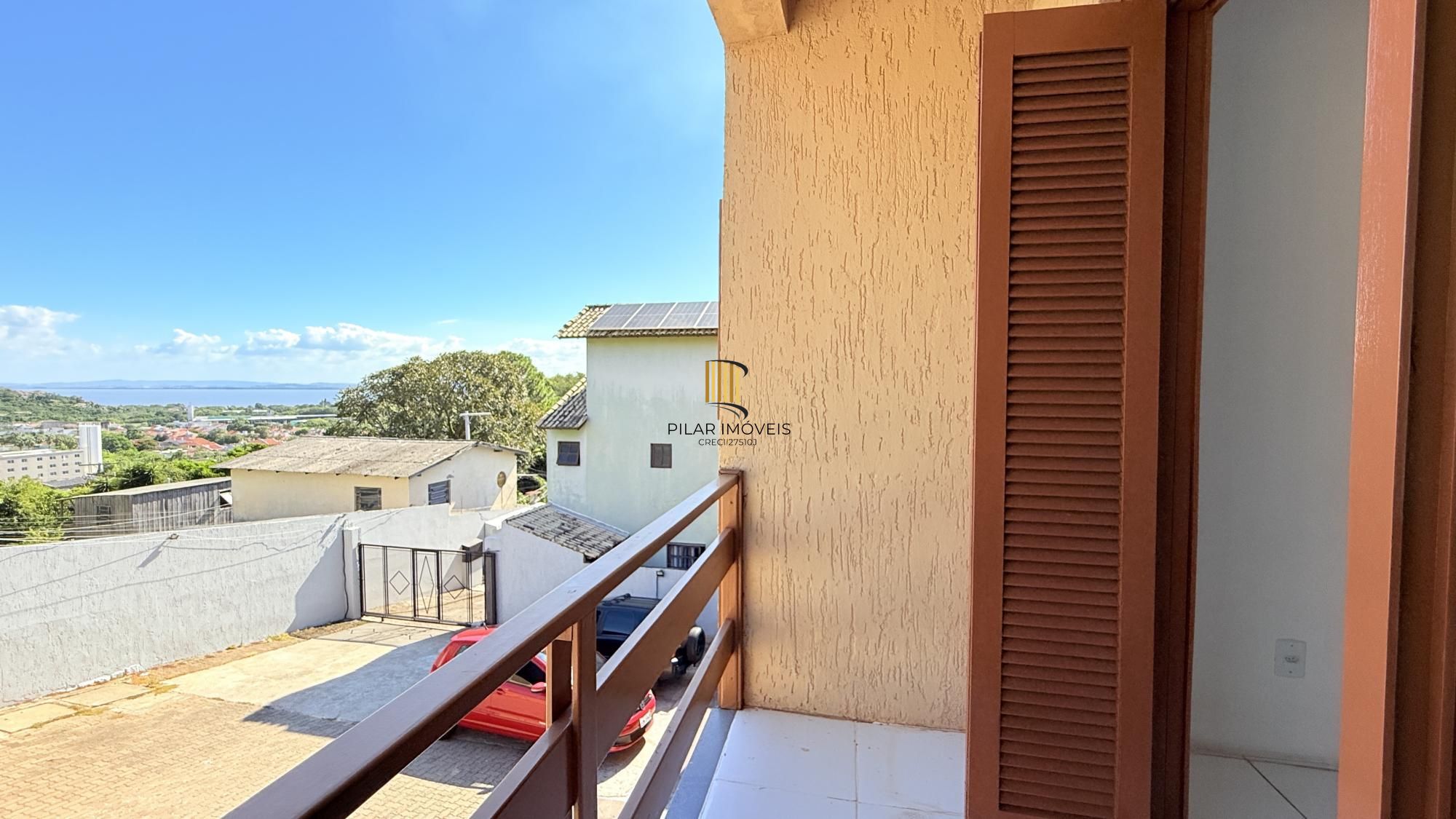 Casa de Condomínio 3 dormitórios no bairro Ipanema