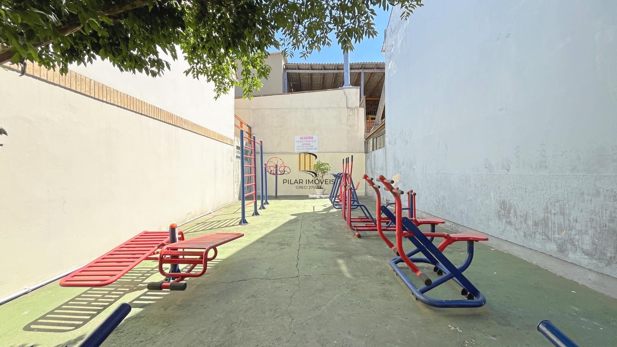 Casa de Condomínio 3 dormitórios no bairro Guarujá