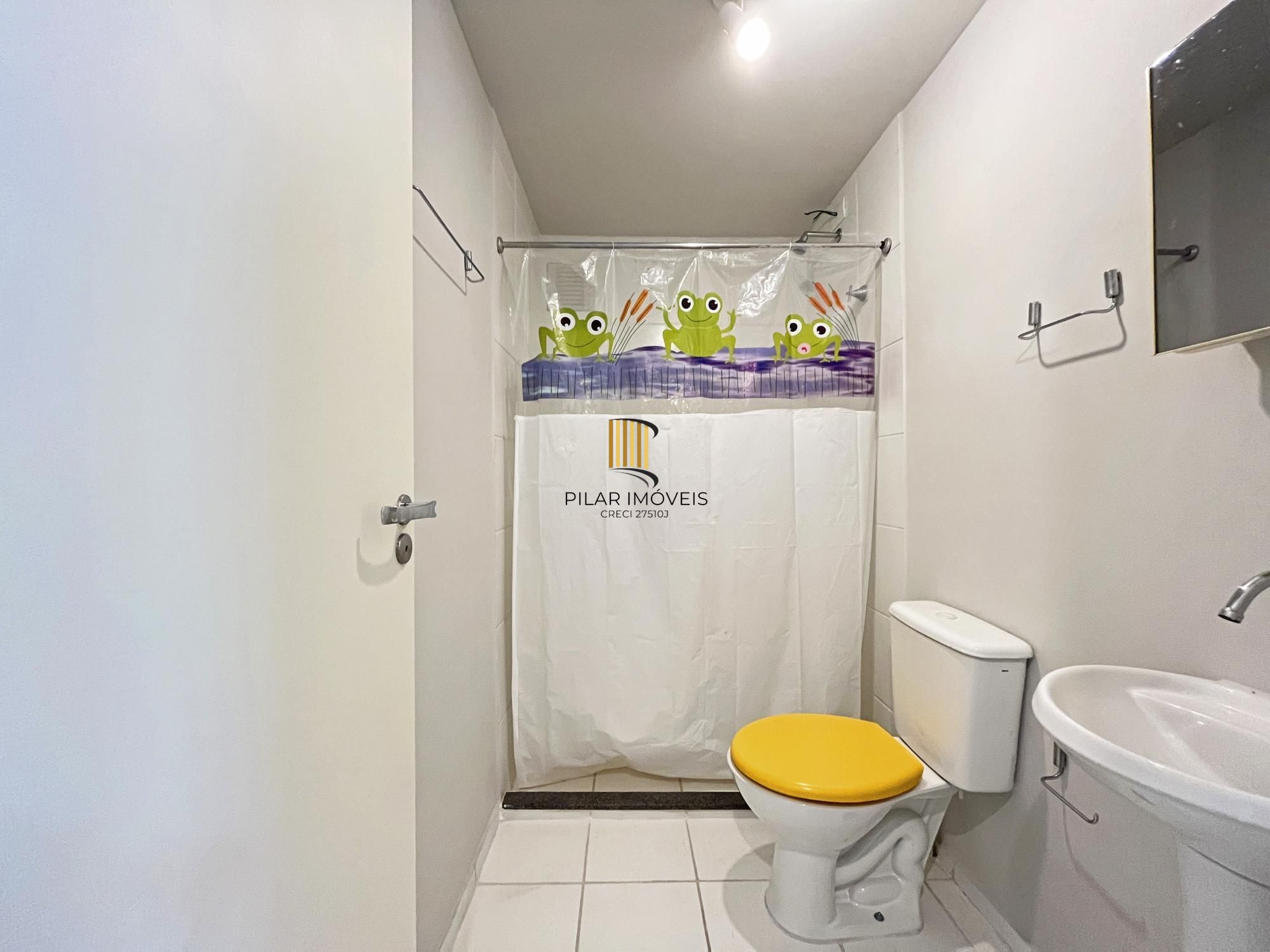Apartamento 3 dormitórios no bairro Camaquã