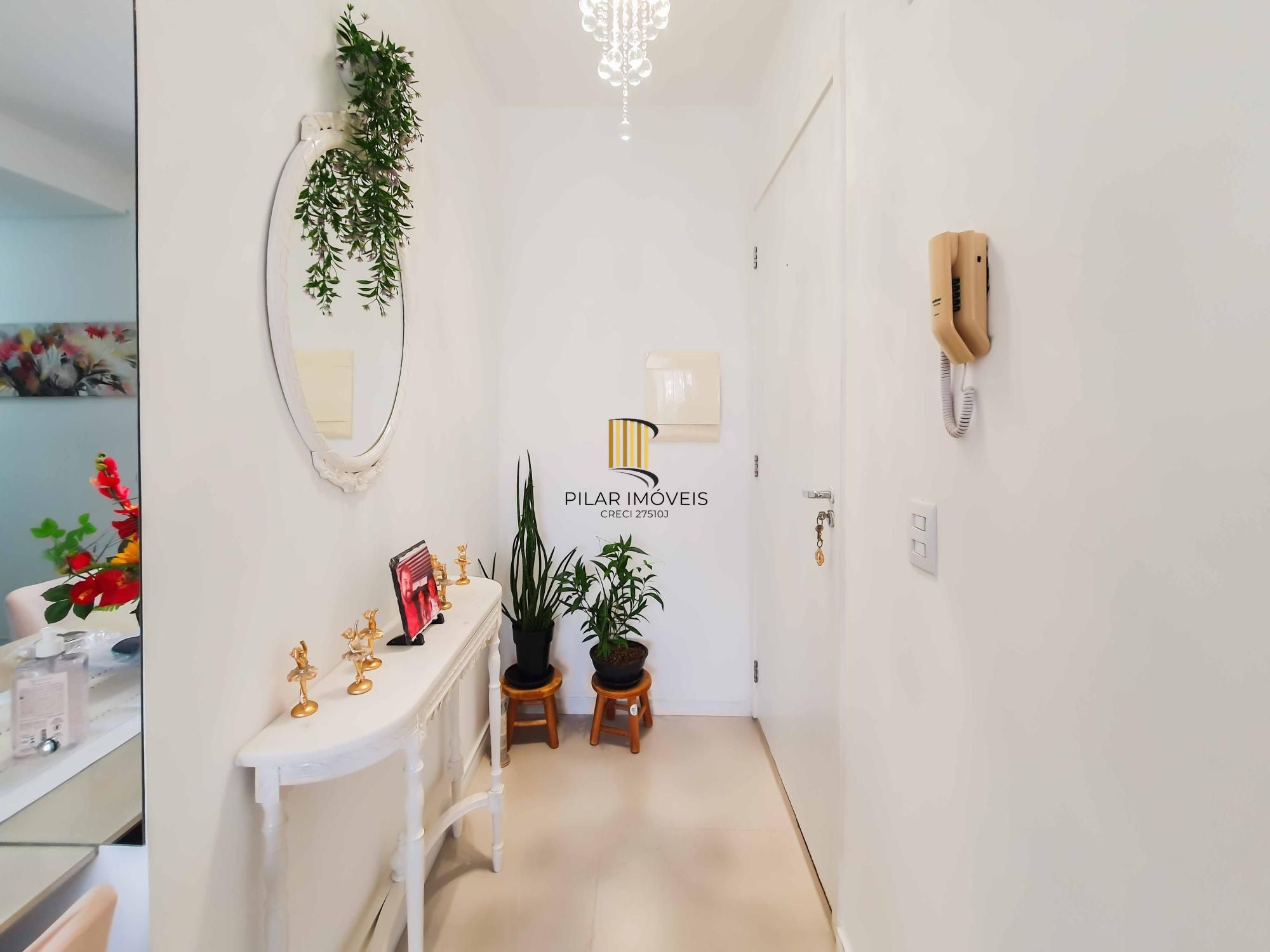 Apartamento 2 dormitórios no bairro Vila Nova