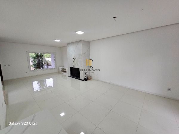 Casa Condominio em Porto Alegre, no bairro Hípica, com 4 dormitório(s), e 4 banheiros, à venda.