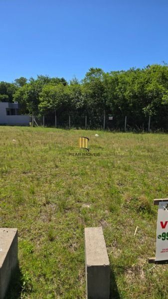 Terreno em Porto Alegre, no bairro Campo Novo, à venda.