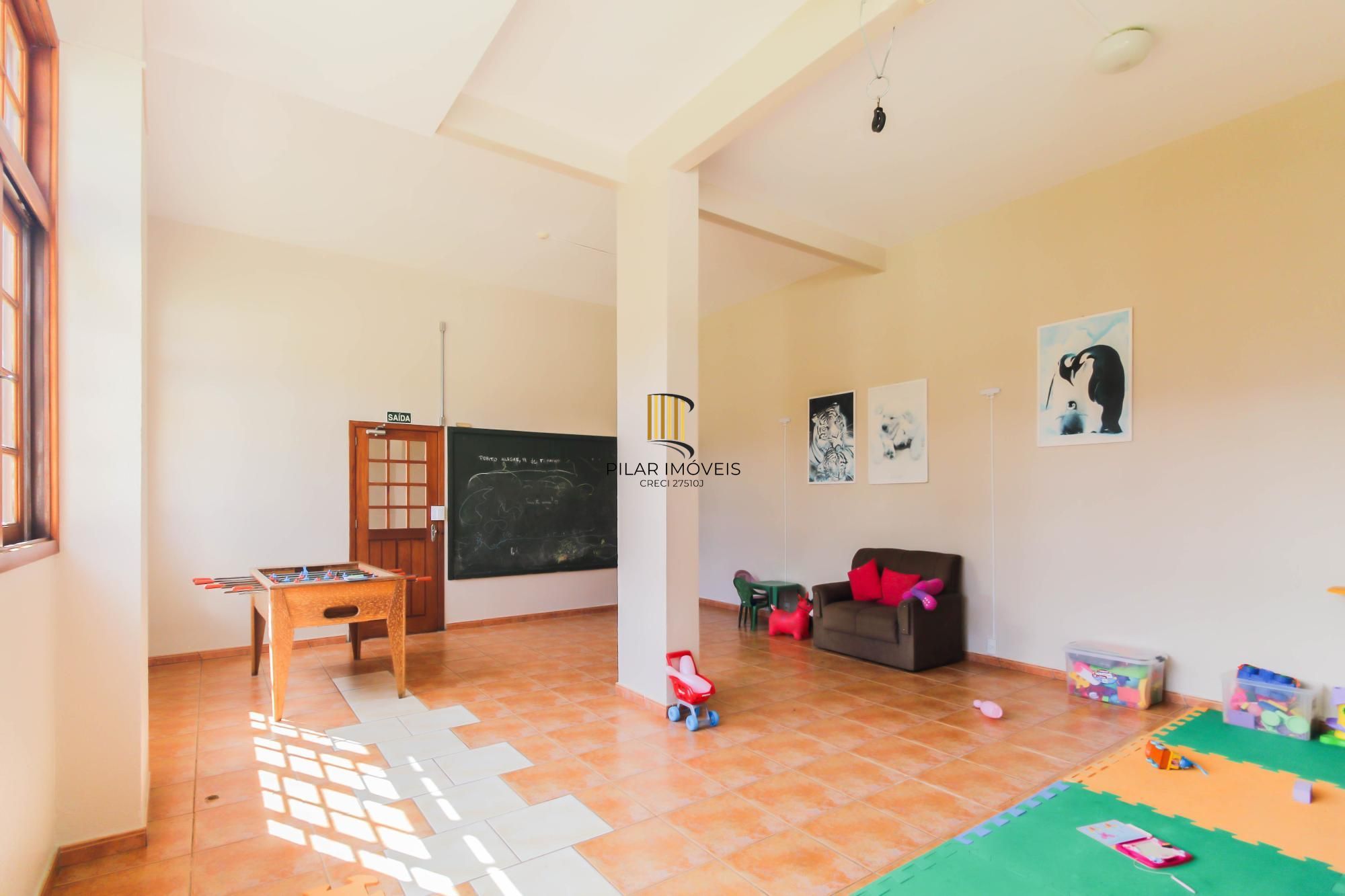 Excelente apartamento de 2 dormitórios no Cristal