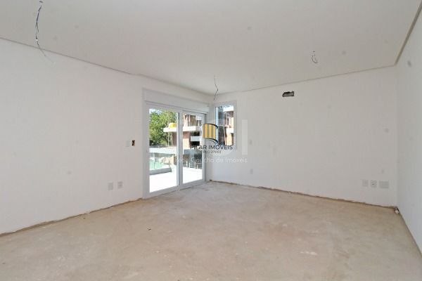 Casa Condominio para Venda - 364m², 3 dormitórios, sendo 3 suites, 2 vagas - Pedra Redonda