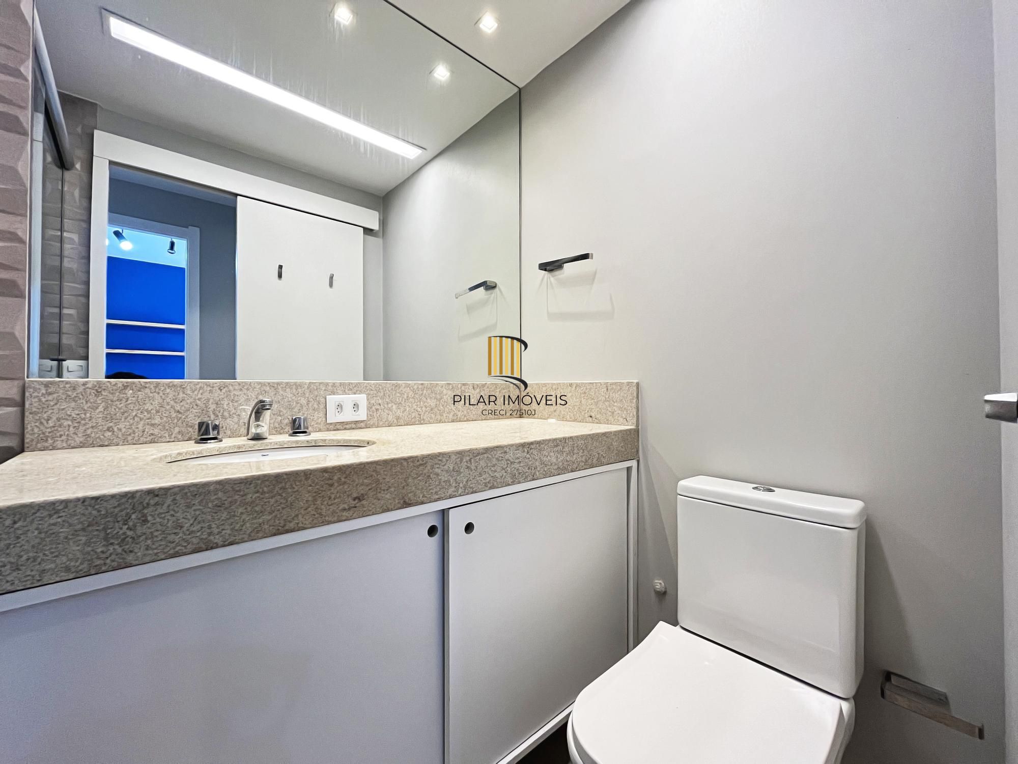 Excelente apartamento com 3 dormitório com 1 suíte á venda no bairro Tristeza.