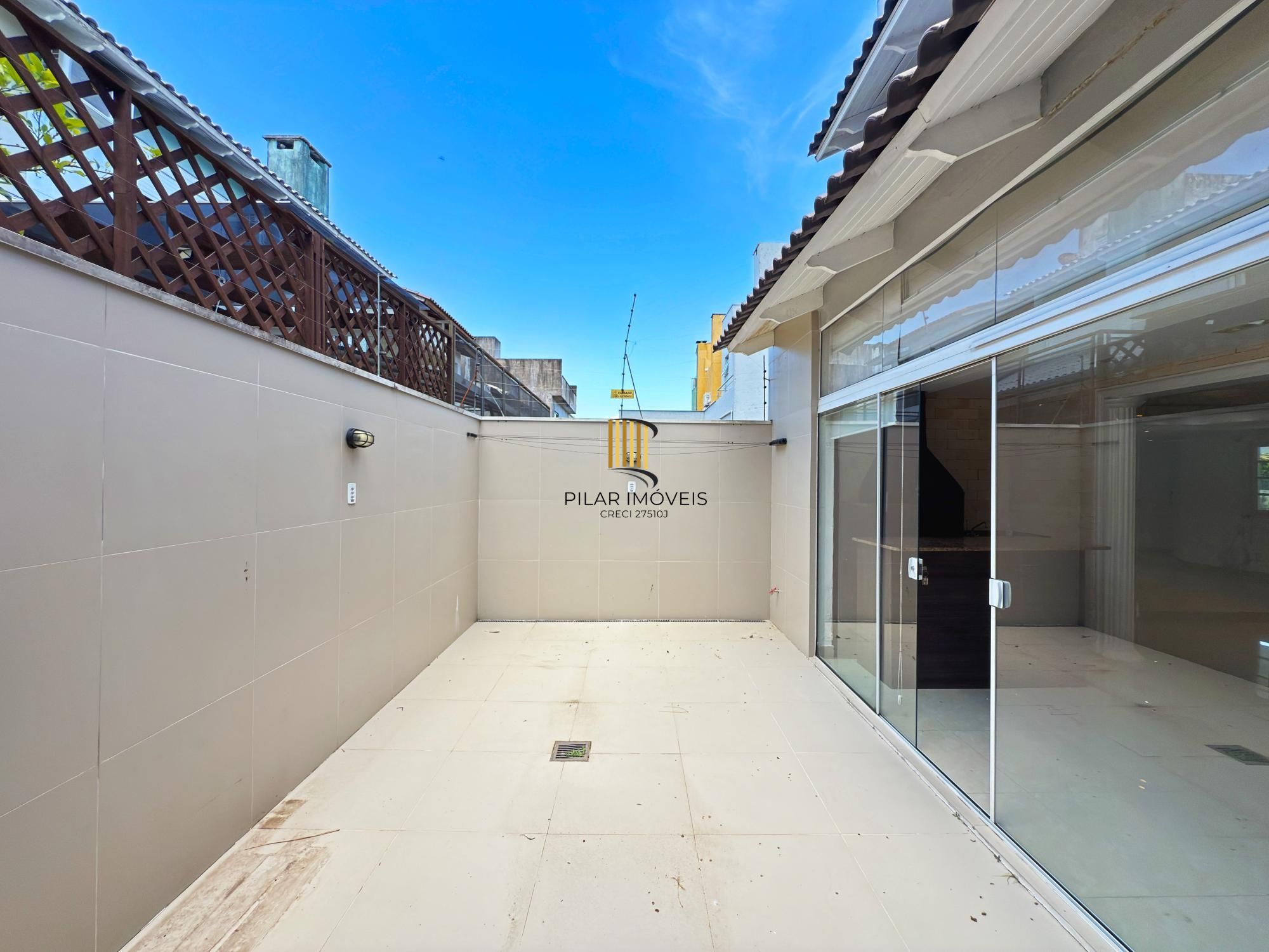 No Jardins do Prado, excelente residência com 3 dormitórios