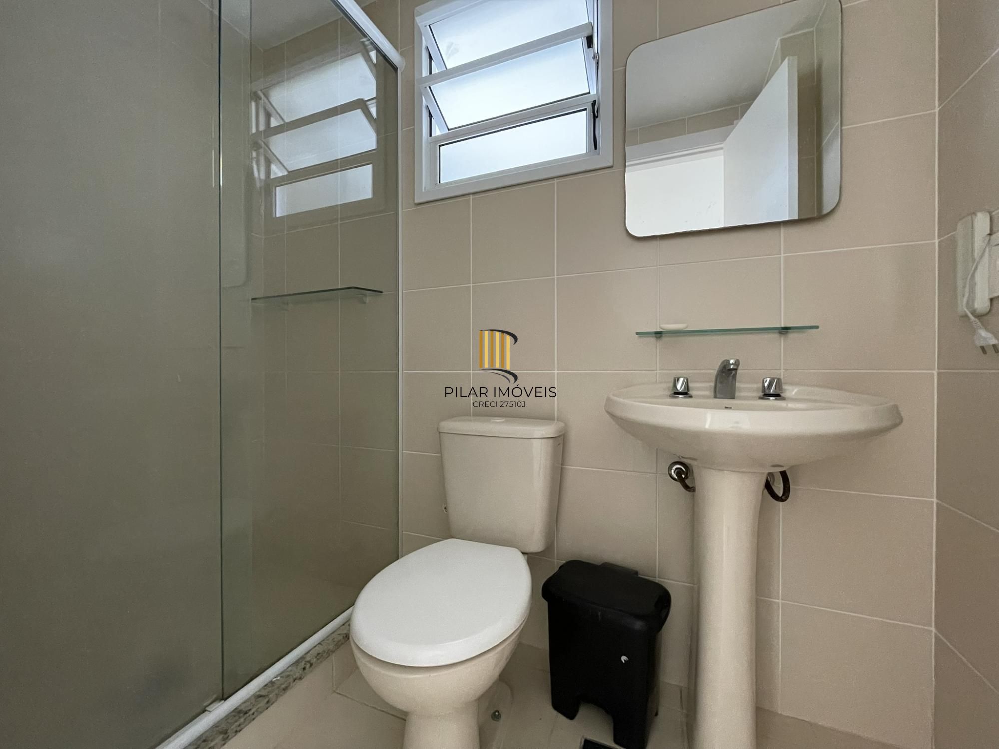 Excelente apto próximo ao Shopping Bourbon Teresópolis de 2 dormitórios com suíte em andar alto