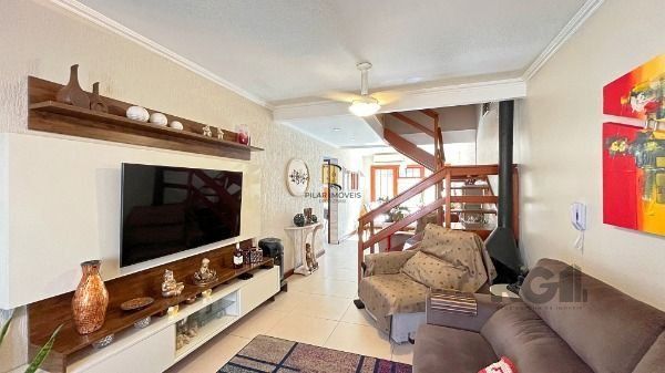 Casa Condominio em Porto Alegre, no bairro Ipanema, com 3 dormitório(s), e 3 banheiros, à venda.