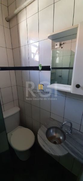 Sobrado para Venda - 246.69m², 3 dormitórios, sendo 1 suites, 2 vagas - Vila Nova