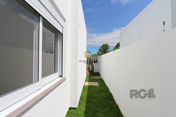 Casa Condominio em Porto Alegre, no bairro Hípica, com 3 dormitório(s), e 3 banheiros, à venda.