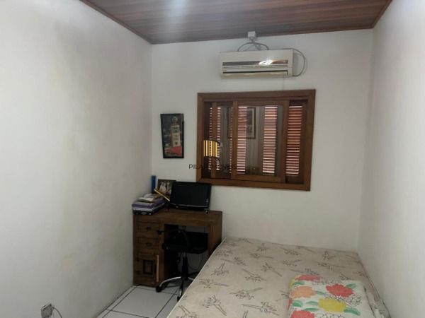 Casa Condominio em Porto Alegre, no bairro Ponta Grossa, com 3 dormitório(s), e 3 banheiros, à venda.